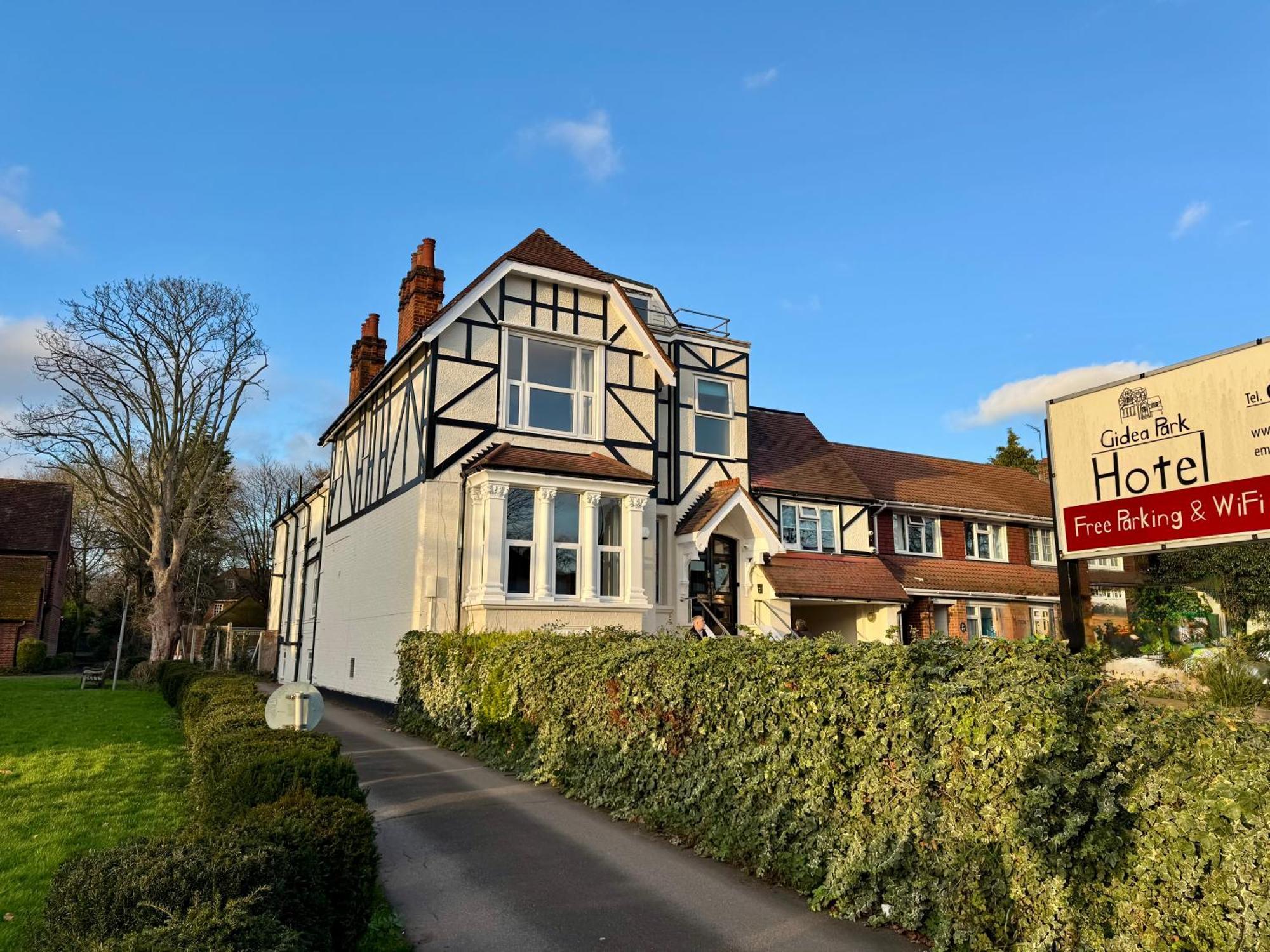 רומפורד Gidea Park Hotel מראה חיצוני תמונה